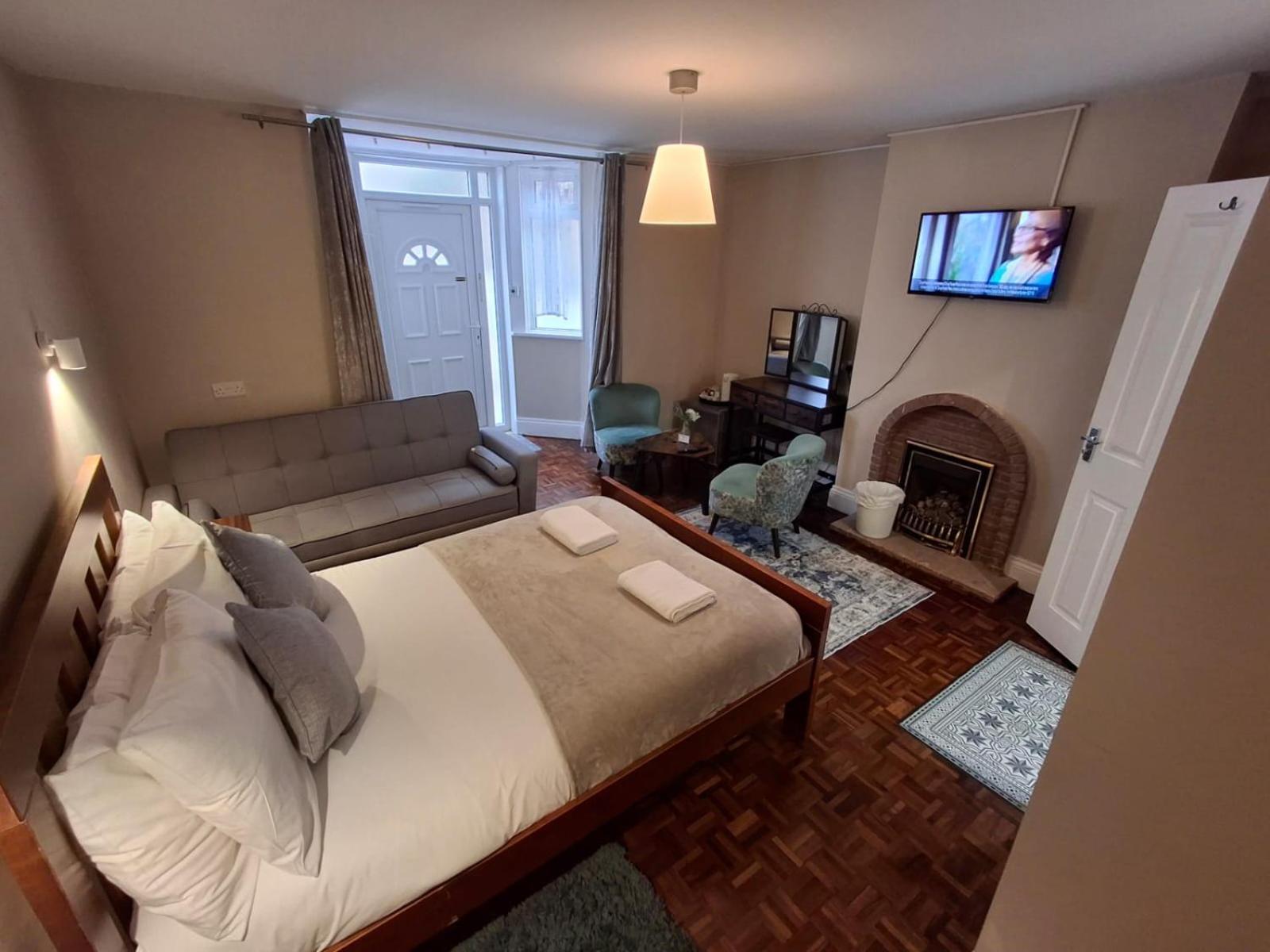 Inn By The Sea, Portsmouth - En Suite Rooms With Sea View Possible, Parking Ev 22Kw Exterior foto